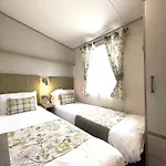 Cedar Retreat Holiday home Scarborough
